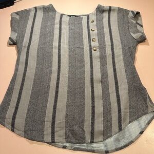 EUC Mine Vertical Stripe Short Sleeve Blouse in Gray and Cream